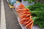Prodej zeleniny u silnice.